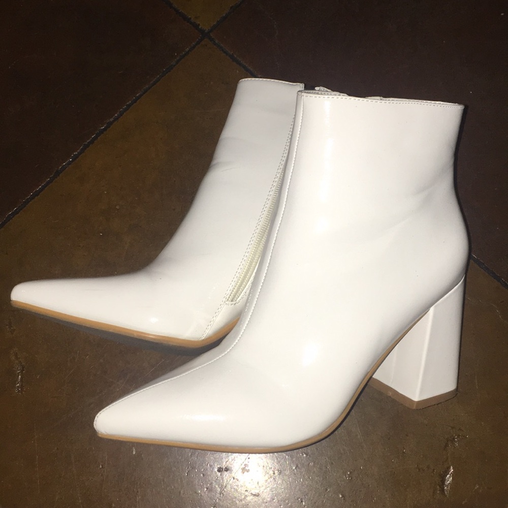 White pointed toe booties